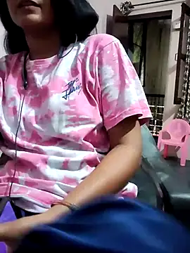 Hot-Rubyy online show from July 2026 04:49:01 PM