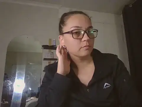 lilMissMarli online show from November 2025 07:46:02 PM