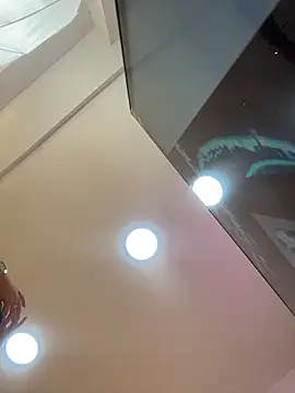 Hannahpradaa  online show from January 2026 11:26:01 AM