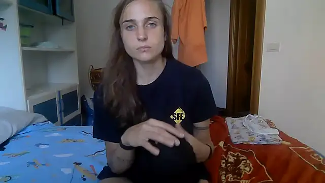 Snapshot of SinnEmily chatting on July 2026 06:40:02 AM SinnEmily online show from July 2026 06:40:02 AM