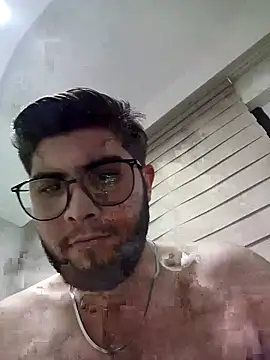 Mstfaavan64 online show from February 2026 07:29:02 PM