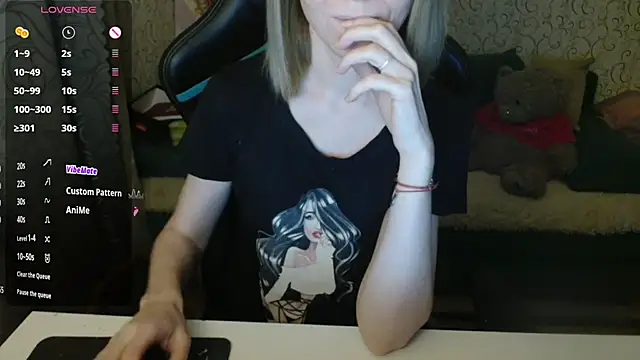 Snapshot of _Alisa_Allison_ chatting on October 2025 02:31:01 PM  Alisa Allison  online show from October 2025 02:31:01 PM