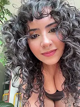 SugarTroubl33 online show from November 2025 01:33:02 PM