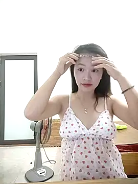 Snapshot of Elsweet123 chatting on October 2025 01:12:02 PM Elsweet123 online show from October 2025 01:12:02 PM