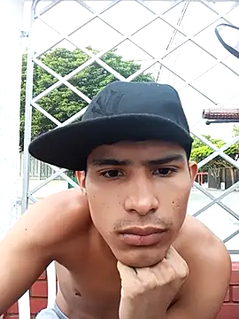 Snapshot of damian_fort1 chatting on October 2025 11:11:01 AM damian fort1 online show from October 2025 11:11:01 AM