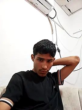 Snapshot of damian_fort1 chatting on December 2025 11:48:01 AM damian fort1 online show from December 2025 11:48:01 AM