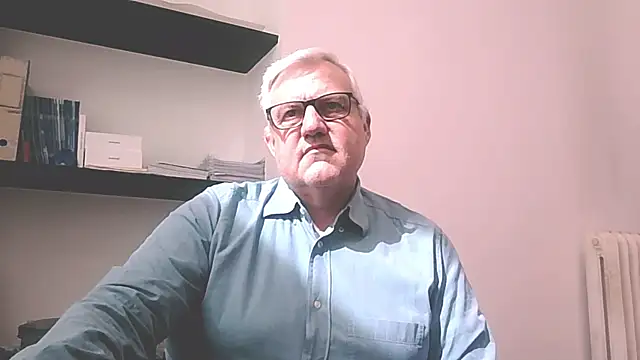 Snapshot of Diegoriv71 chatting on April 2026 09:02:01 AM Diegoriv71 online show from April 2026 09:02:01 AM