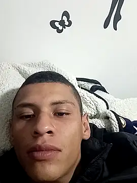 Snapshot of Yordiparra chatting on June 2026 12:45:01 AM Yordiparra online show from June 2026 12:45:01 AM