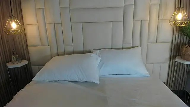 VenuzSofia online show from February 2026 11:21:02 PM