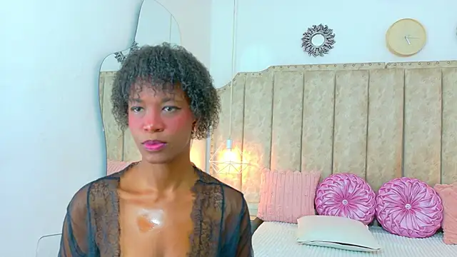 Snapshot of LilithMiller_ chatting on November 2025 08:33:02 PM LilithMiller online show from November 2025 08:33:02 PM