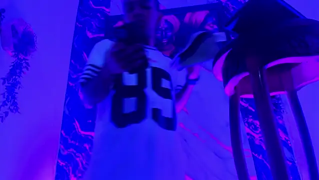 Snapshot of wild_best chatting on February 2026 02:14:01 PM wild best online show from February 2026 02:14:01 PM