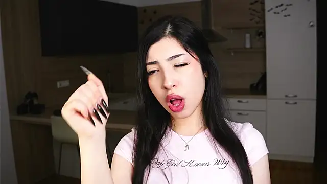 TonjaNeace online show from November 2025 04:46:01 AM