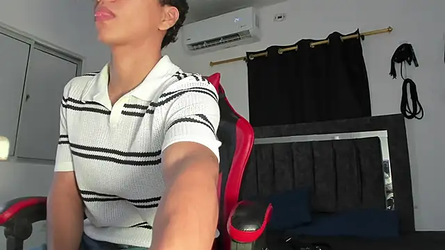 Maximiliano Khalil online show from January 2026 07:30:01 PM