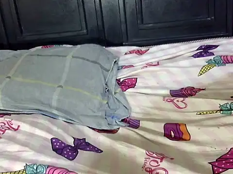 Snapshot of SweetKokiew chatting on November 2025 06:35:01 AM SweetKokiew online show from November 2025 06:35:01 AM