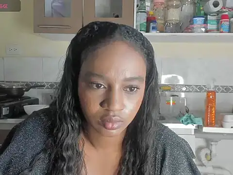 Snapshot of _Chaina chatting on November 2025 03:19:01 AM  Chaina online show from November 2025 03:19:01 AM