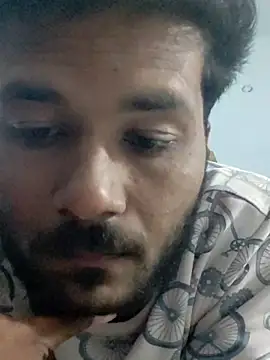 Snapshot of Damiaan_67 chatting on November 2025 01:32:02 PM Damiaan 67 online show from November 2025 01:32:02 PM