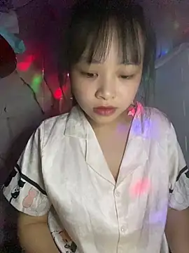 Snapshot of Tina-Marie chatting on November 2025 03:34:01 PM Tina-Marie online show from November 2025 03:34:01 PM