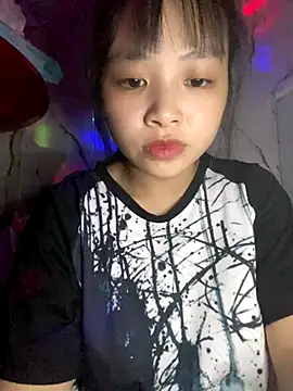 Snapshot of Tina-Marie chatting on November 2025 04:08:02 PM Tina-Marie online show from November 2025 04:08:02 PM