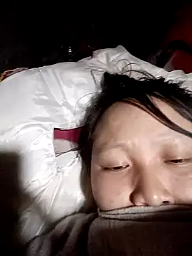 yoyo-mi online show from December 2025 01:20:01 PM