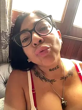 solmorochia online show from December 2025 04:12:02 PM