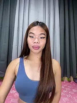 kierra fox online show from November 2025 12:17:01 PM