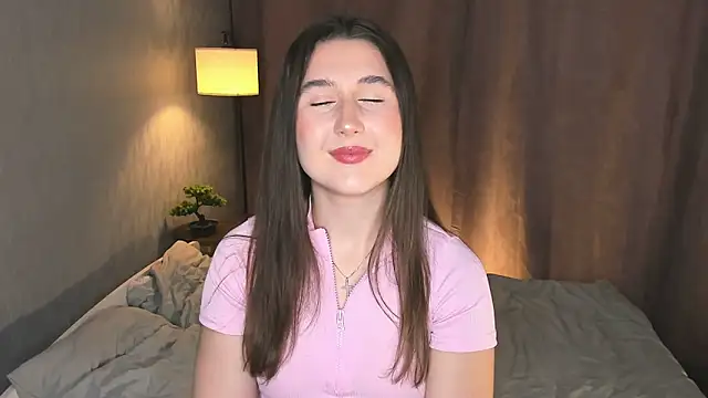 Snapshot of JudeKleve chatting on October 2025 07:37:01 PM JudeKleve online show from October 2025 07:37:01 PM