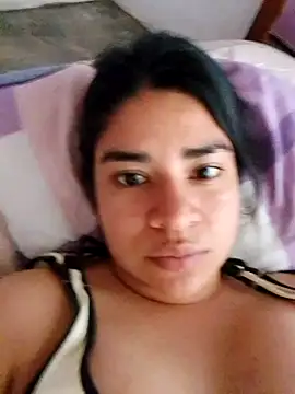 Snapshot of AlayaMore chatting on November 2025 02:52:02 PM AlayaMore online show from November 2025 02:52:02 PM