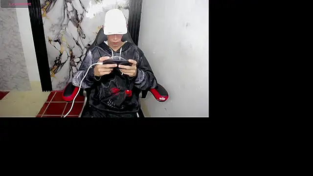 The latin boy online show from December 2025 03:35:01 AM