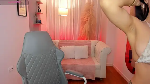 Snapshot of MelodyVega_ chatting on October 2025 12:28:01 PM MelodyVega  online show from October 2025 12:28:01 PM