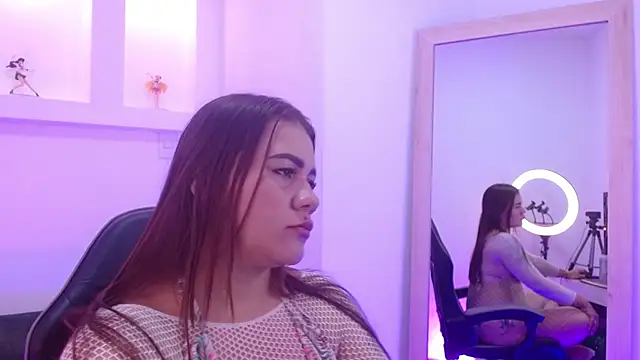 Snapshot of barbara_as chatting on November 2025 02:41:01 PM barbara as online show from November 2025 02:41:01 PM