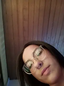 Skay bluee online show from December 2025 10:04:02 PM