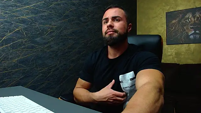 HayesWood online show from November 2025 06:00:02 AM