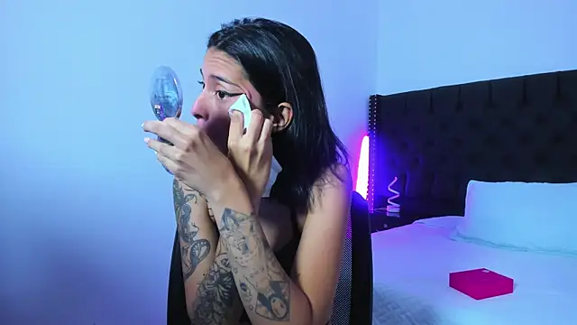 LilithLuxorr online show from December 2025 10:39:01 PM