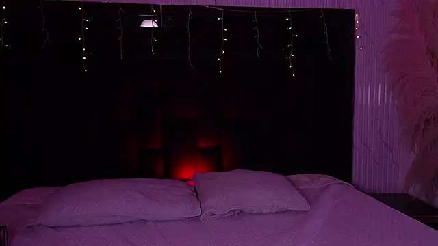 LilithLuxorr online show from January 2026 02:33:01 PM