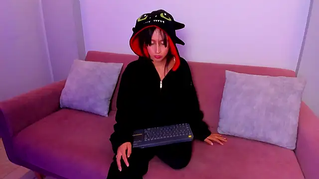 Julietta01 online show from November 2025 03:05:02 AM