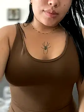 Vickybon online show from November 2025 07:35:02 PM