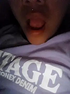 Camilu23 online show from February 2026 11:09:01 PM