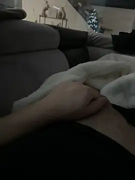 Snapshot of babylatiyna chatting on December 2025 01:14:02 AM babylatiyna online show from December 2025 01:14:02 AM