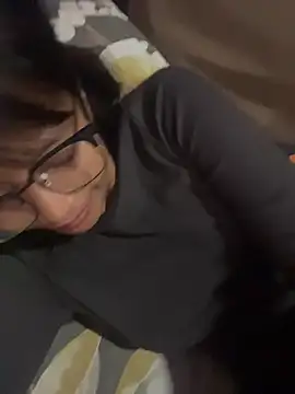 hottiebabe23 online show from November 2025 11:38:02 PM