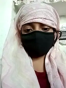 Snapshot of Quenn-Jiya752 chatting on November 2025 09:43:01 AM Quenn-Jiya752 online show from November 2025 09:43:01 AM