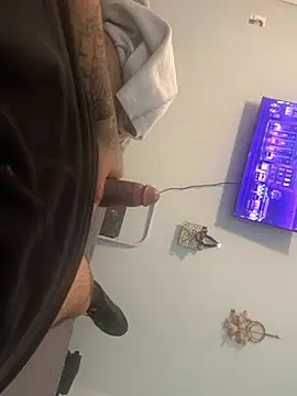 Snapshot of cal6ger chatting on January 2026 06:57:02 PM cal6ger online show from January 2026 06:57:02 PM