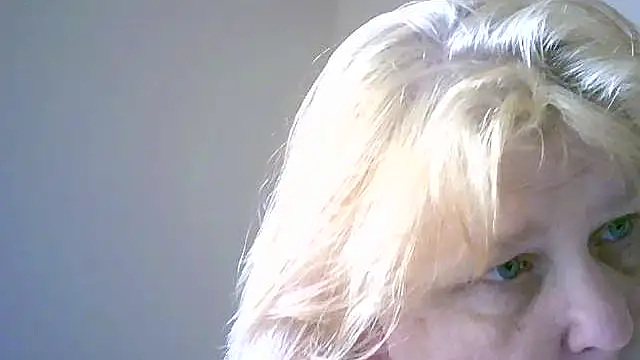 Sylviastar46 online show from November 2025 08:47:01 AM