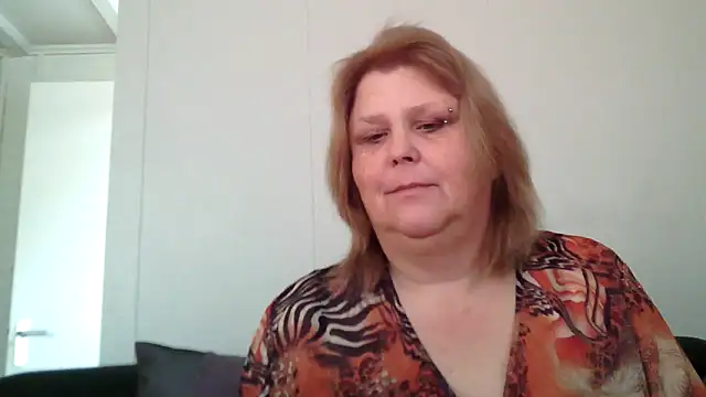 Sylviastar46 online show from February 2026 11:09:01 AM