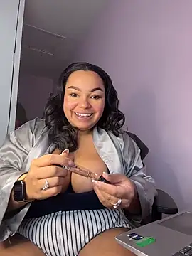 Snapshot of kennedylorel chatting on November 2025 01:54:02 PM kennedylorel online show from November 2025 01:54:02 PM