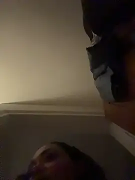 Snapshot of kennedylorel chatting on November 2025 10:43:02 PM kennedylorel online show from November 2025 10:43:02 PM