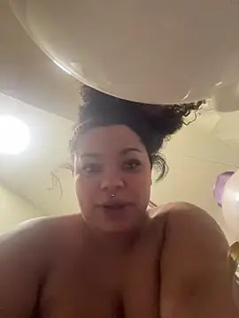 Snapshot of kennedylorel chatting on November 2025 08:18:01 PM kennedylorel online show from November 2025 08:18:01 PM