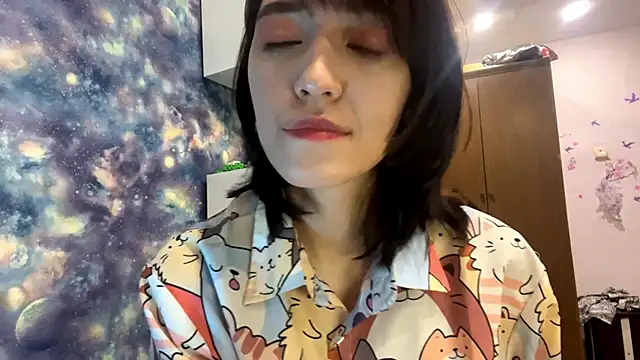 Snapshot of Lala_Lush chatting on October 2025 04:20:02 PM Lala Lush online show from October 2025 04:20:02 PM