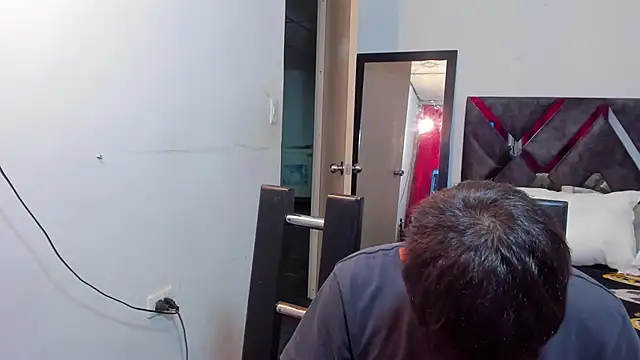 MollyandFher online show from November 2025 01:11:01 AM