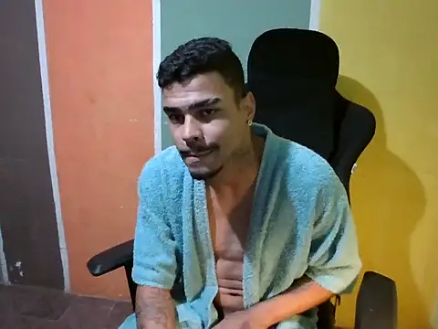 Joao BRL online show from November 2025 04:17:02 AM