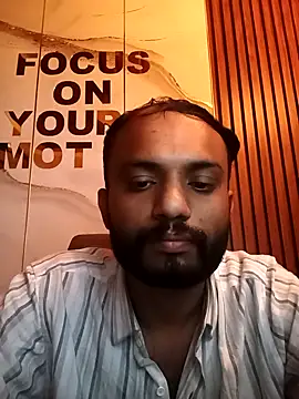 Advance01 online show from November 2025 06:39:01 PM